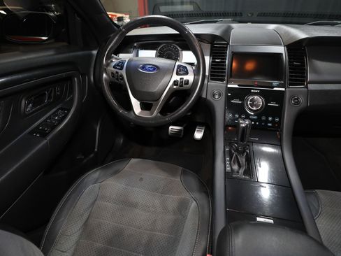Used 2015 Ford Taurus SHO w/ Equipment Group 401A AWD/4WD image 44