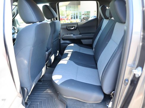 Used 2021 Toyota Tacoma TRD Off-Road w/ Technology Package image 22