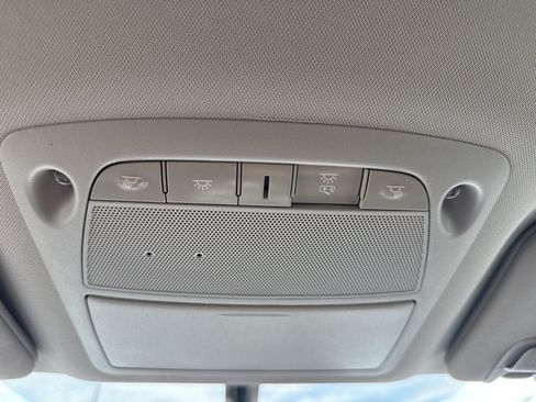 Used 2018 Nissan Murano SV AWD/4WD image 23