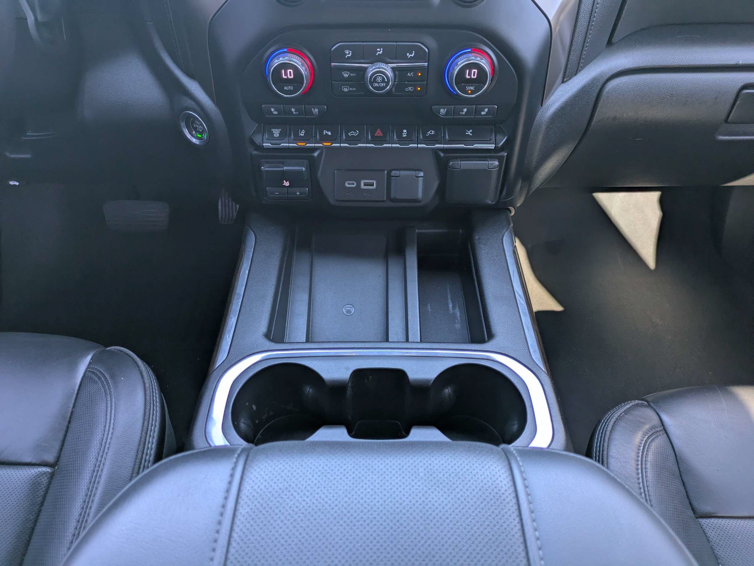 Used 2023 Chevrolet Silverado 3500 High Country AWD/4WD image 19