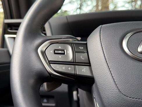 Used 2024 Lexus GX 550 image 25