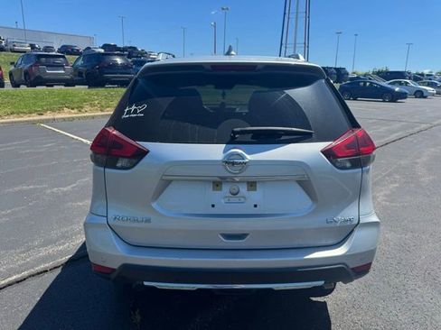 Used 2020 Nissan Rogue SV AWD/4WD image 4