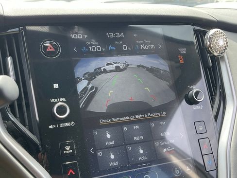 Used 2024 Subaru Outback Premium image 8