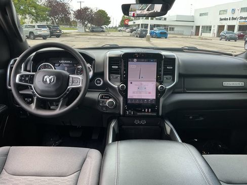 Certified 2025 RAM 1500 Big Horn AWD/4WD image 15