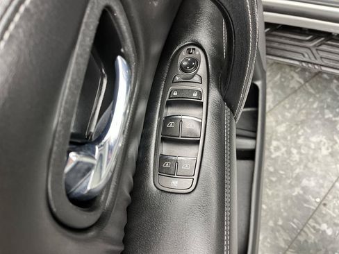 Used 2020 Nissan Armada SL w/ Premium Package AWD/4WD image 9
