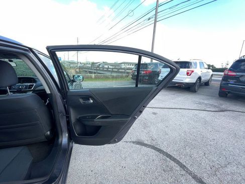 Used 2014 Honda Accord LX image 15