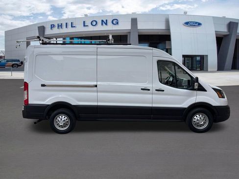 Certified 2022 Ford Transit 250 Medium Roof AWD w/ Interior Upgrade Package image 6