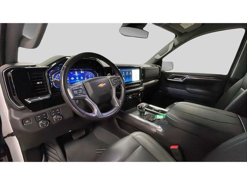 Used 2023 Chevrolet Silverado 1500 LTZ image 10