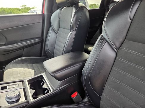 Used 2024 Mitsubishi Outlander SE Black Edition AWD/4WD image 32