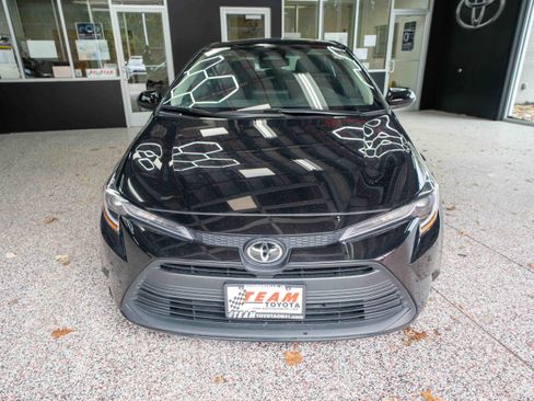 Certified 2024 Toyota Corolla LE image 7