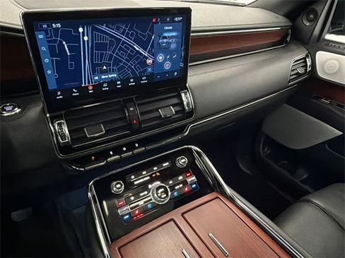 Used 2022 Lincoln Navigator L Reserve image 29