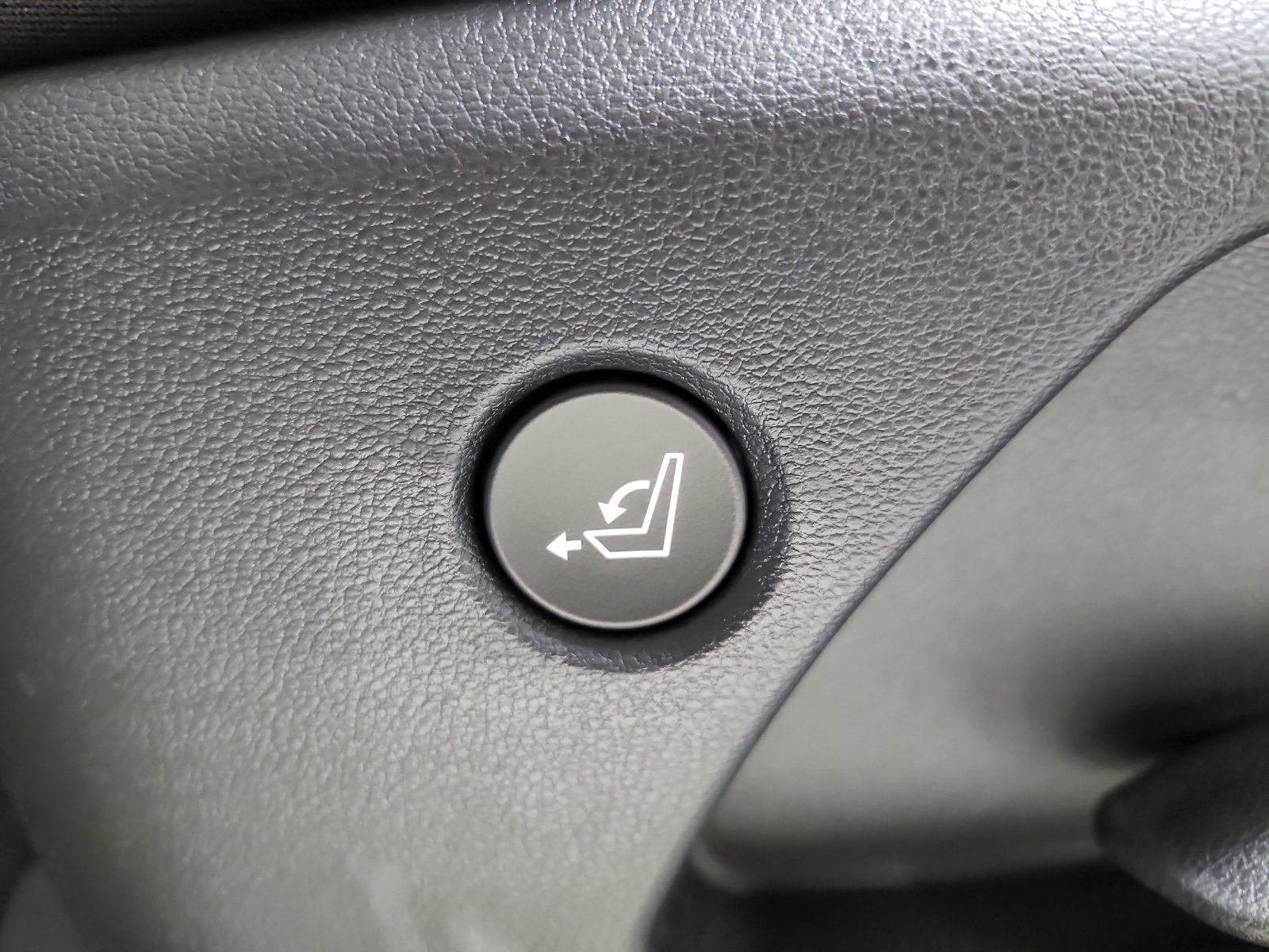 Used 2026 Hyundai Palisade SEL FWD image 39