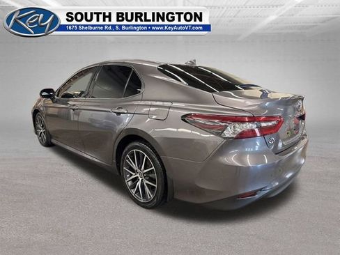 Used 2021 Toyota Camry XLE AWD/4WD image 5