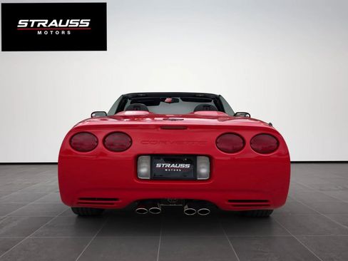 Used 2000 Chevrolet Corvette Convertible w/ Memory Pkg image 9