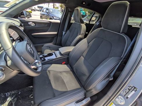 Certified 2023 Volvo C40 P8 Recharge Plus w/ Protection Package Premier AWD/4WD image 13