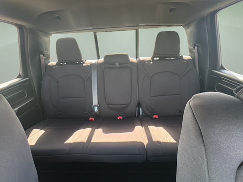 Used 2025 RAM 1500 Warlock AWD/4WD image 19
