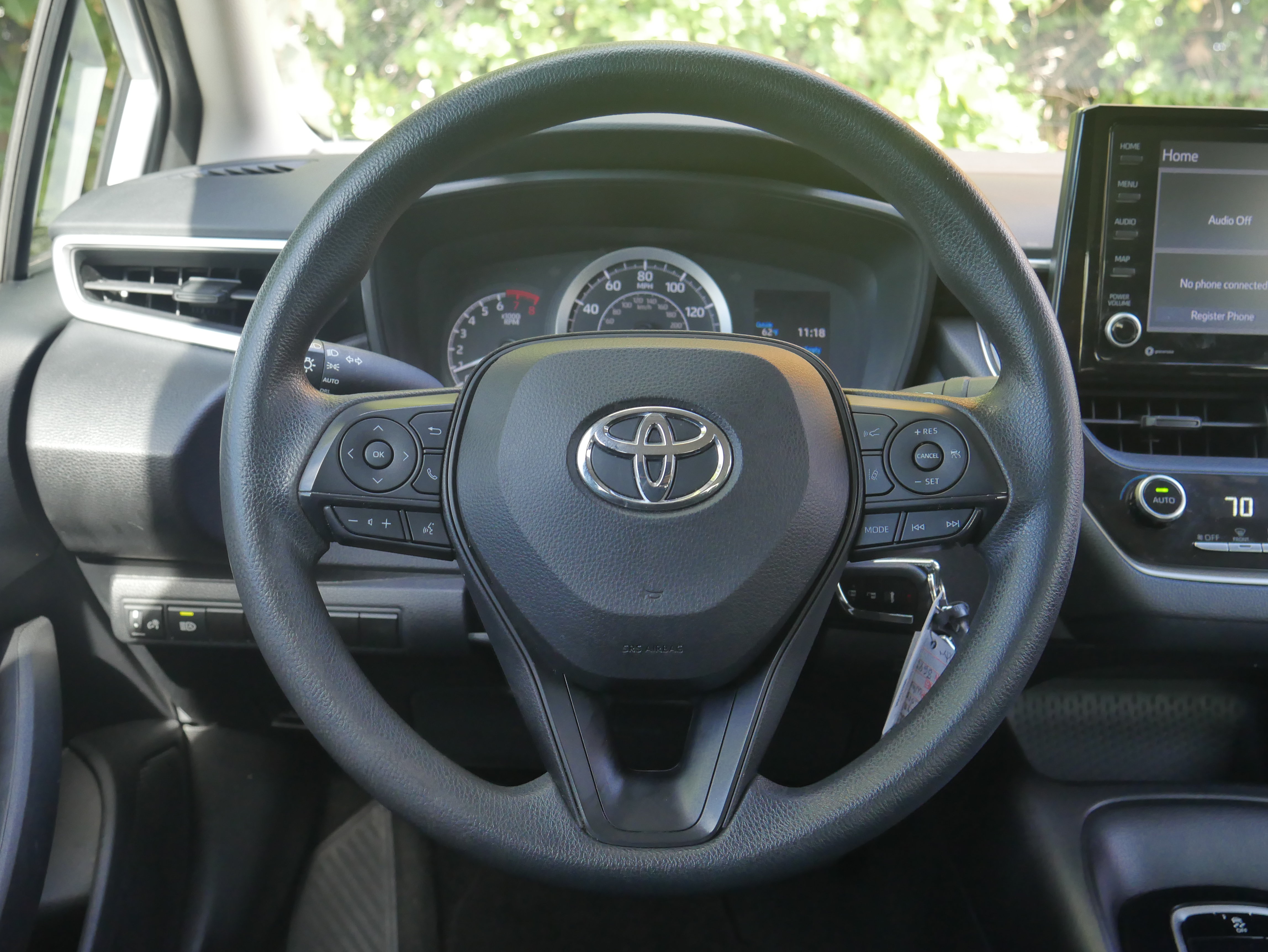 Used 2022 Toyota Corolla LE FWD image 6