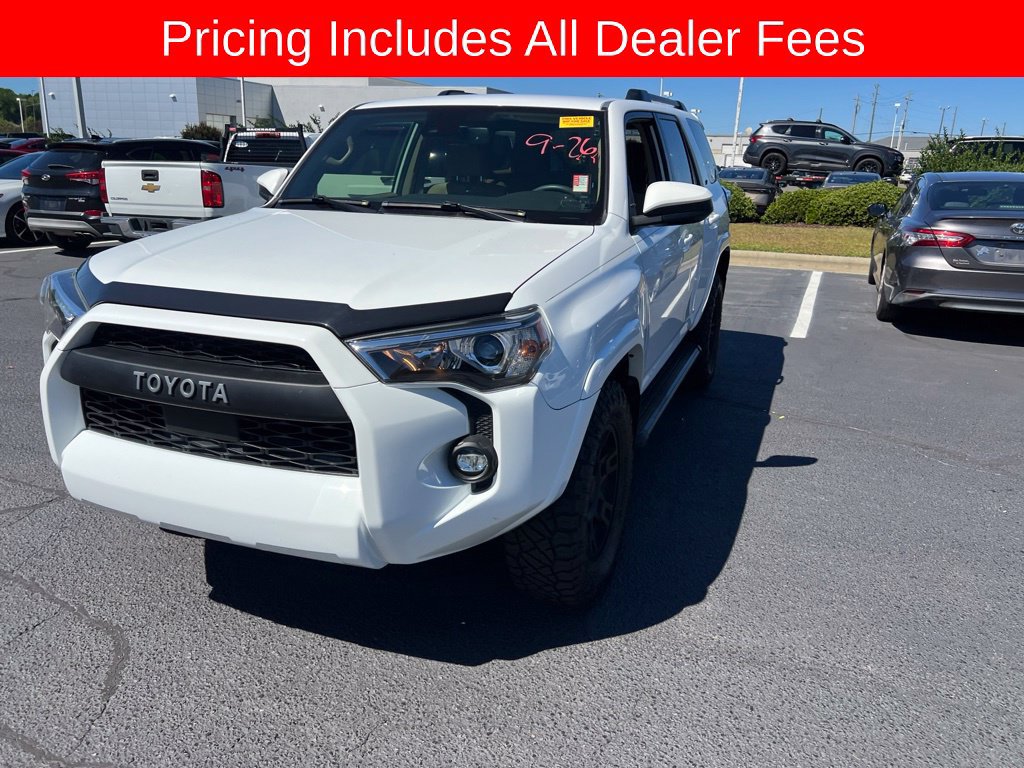 Used 2021 Toyota 4Runner SR5 AWD/4WD image 10