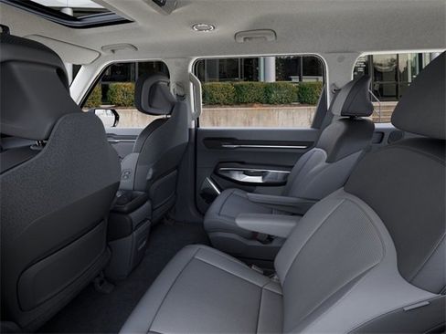 New 2026 Kia EV9 Light image 19