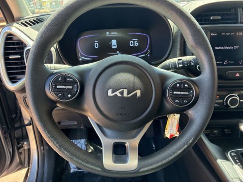 Certified 2025 Kia Soul LX FWD image 24