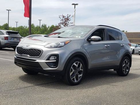 Used 2022 Kia Sportage EX AWD/4WD image 10