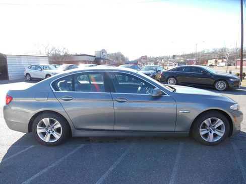 Used 2012 BMW 528i xDrive 4dr Sdn 528i xDrive AWD image 6