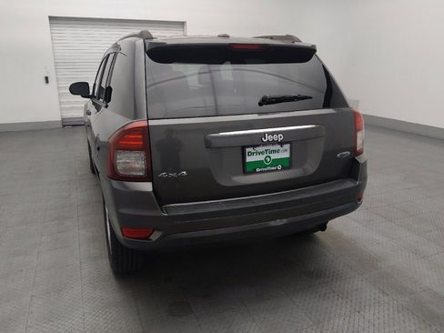 Used 2016 Jeep Compass Latitude image 6