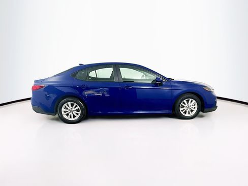Used 2025 Toyota Camry LE FWD image 10
