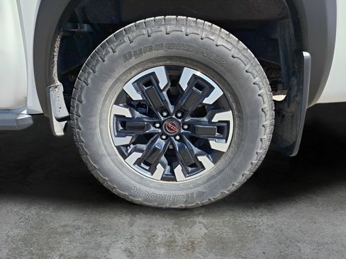 Used 2023 Nissan Frontier PRO-4X w/ Pro Convenience Package image 7