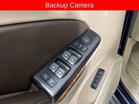 Used 2020 Chevrolet Tahoe Premier RWD image 13