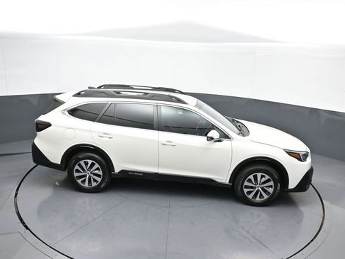 Used 2022 Subaru Outback Premium image 36
