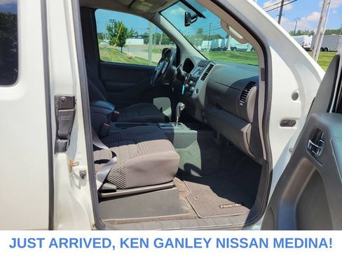 Used 2018 Nissan Frontier SV w/ Value Truck Package AWD/4WD image 20