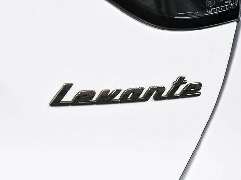 Used 2024 Maserati Levante GT Ultima AWD/4WD image 99