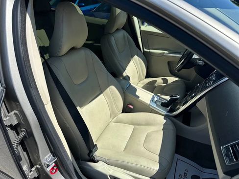 Used 2015 Volvo XC60 T5 Premier image 43