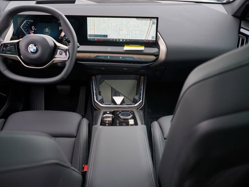 Used 2025 BMW X3 xDrive30i w/ Premium Package image 13