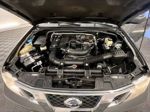 Used 2017 Nissan Frontier SV RWD image 9