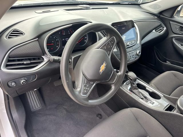 Used 2024 Chevrolet Malibu LT FWD image 22