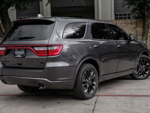 Used 2021 Dodge Durango R/T w/ Blacktop Package image 16