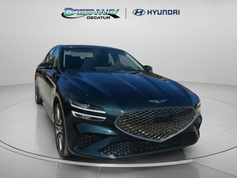 Used 2025 Genesis G70 2.5T image 4