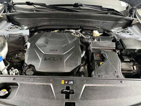 Used 2025 Kia Telluride S AWD/4WD image 37