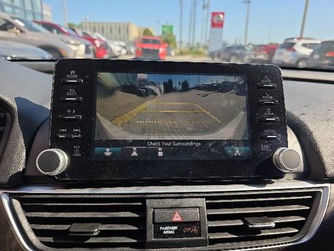 Used 2018 Honda Accord EX-L image 21