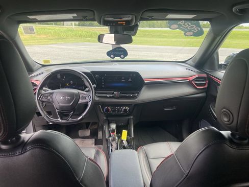 Certified 2024 Chevrolet TrailBlazer RS AWD/4WD image 19
