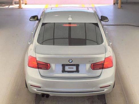 Used 2017 BMW 330i Sedan w/ Premium Package RWD image 7