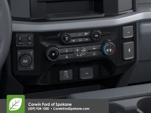 New 2025 Ford F550 4x4 Regular Cab Super Duty w/ XL Chrome Package image 15