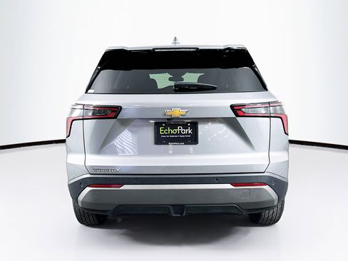 Used 2025 Chevrolet Equinox LT image 7