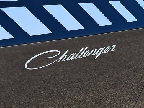 Certified 2019 Dodge Challenger SXT image 29