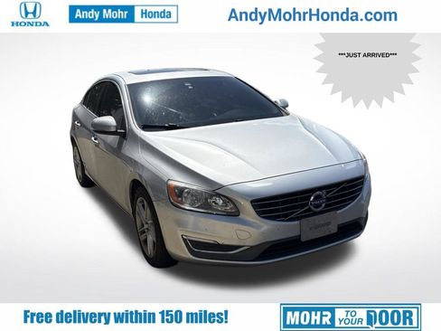 Used 2014 Volvo S60 T5 AWD/4WD image 1