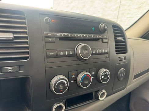Used 2008 Chevrolet Silverado 3500 W/T RWD image 16