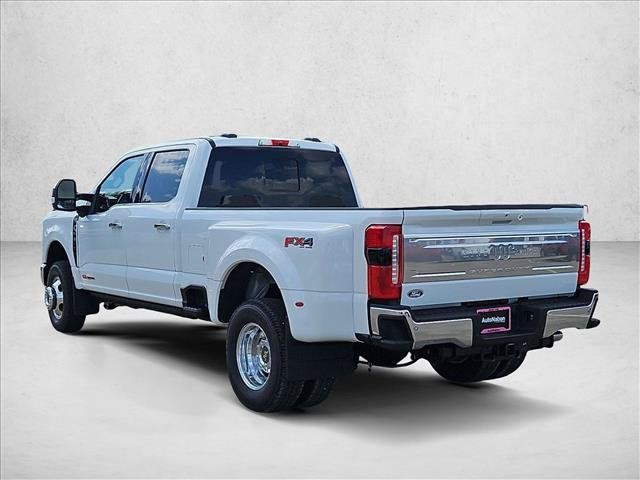 New 2027 Ford F350 King Ranch w/ Chrome Package AWD/4WD image 9
