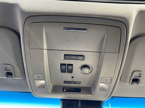 Used 2015 GMC Yukon Denali w/ Open Road Package image 23